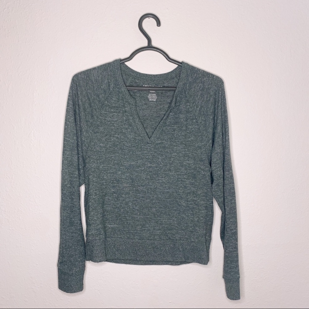 AMERICAN EAGLE soft & sexy plush gray sweater